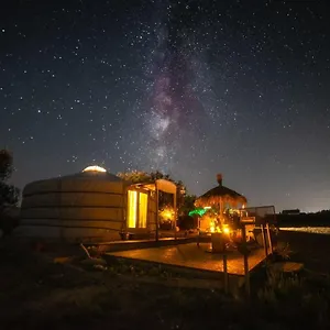 2 Cuori E 1 Yurta Glamping In Tuscany Asciano
