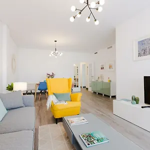 Hola Premium Centro Apartment Malaga