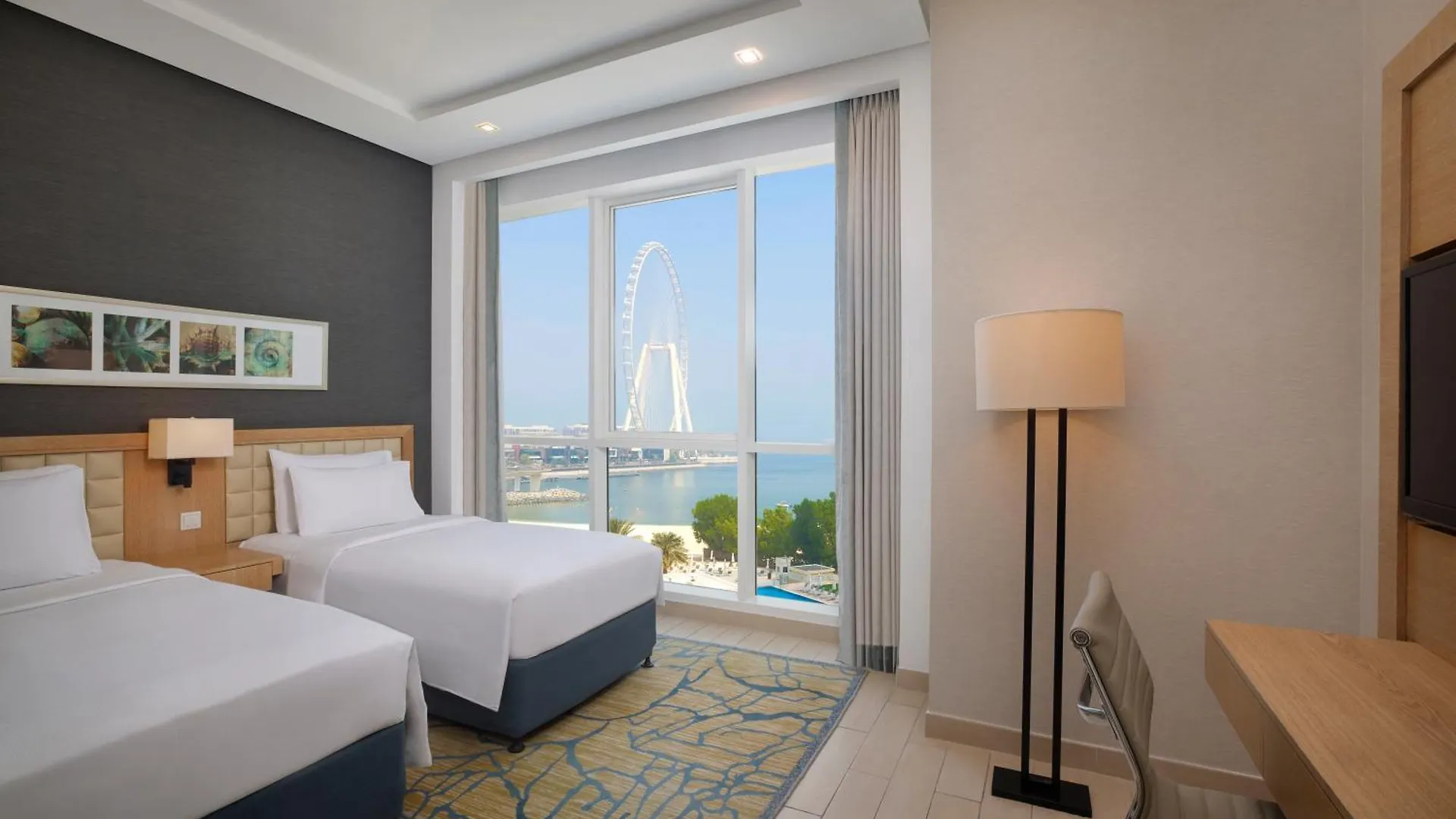 Doubletree By Hilton Dubai Jumeirah Beach 4*,
