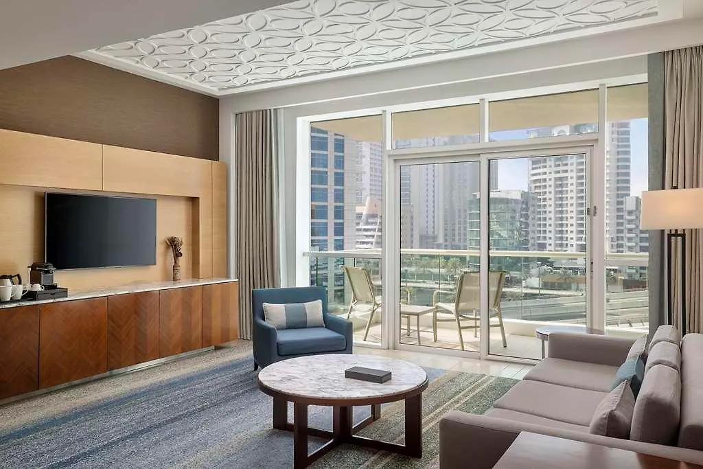 Doubletree By Hilton Dubai Jumeirah Beach 4*,