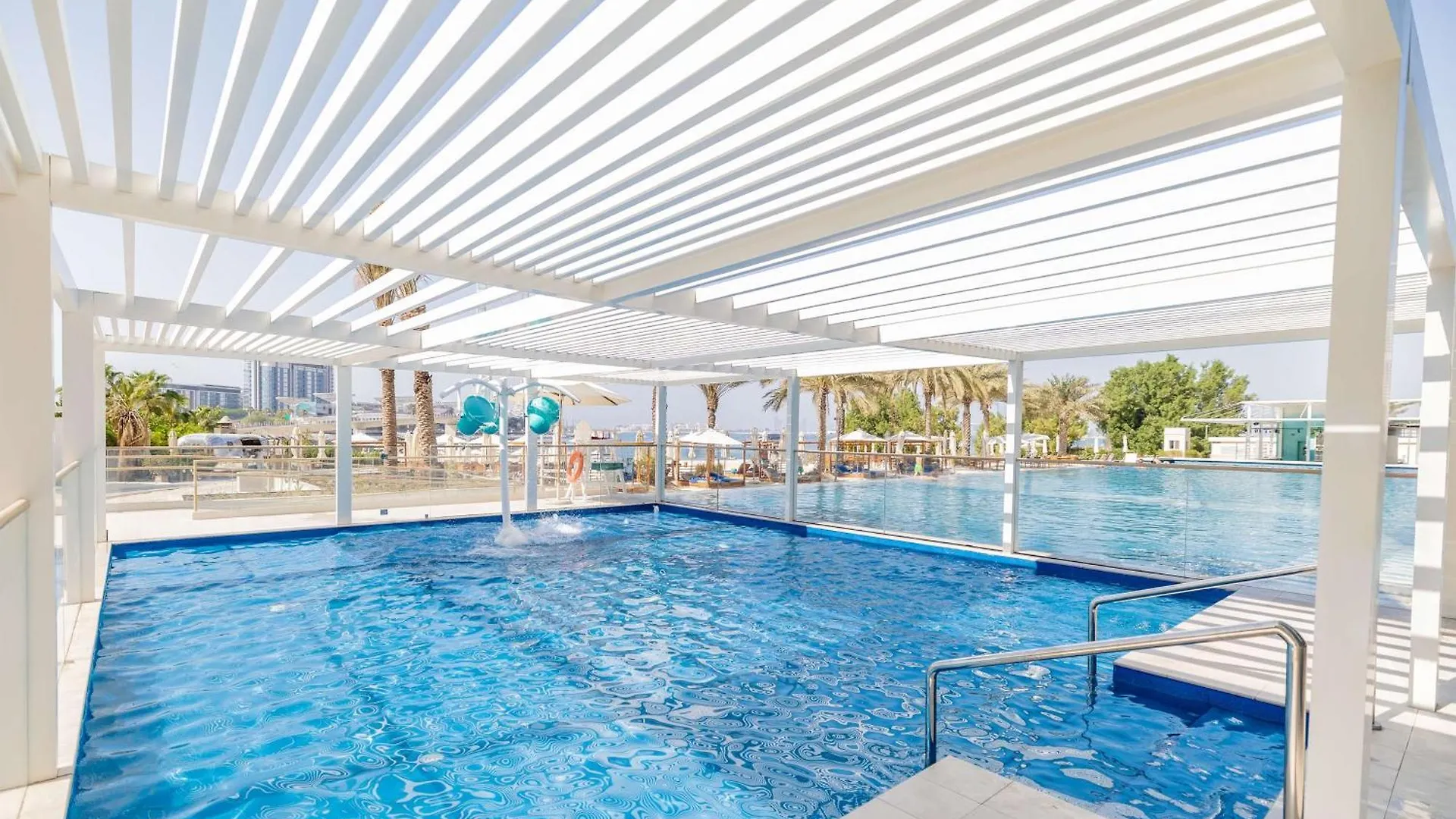 Doubletree By Hilton Dubai Jumeirah Beach