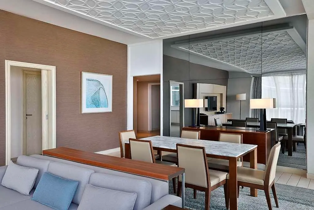 Doubletree By Hilton Dubai Jumeirah Beach Resort